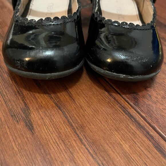 Next brand 7 Toddler Black Patent Ballet Flats Scallop Detail Holiday Classic - Picture 3 of 6